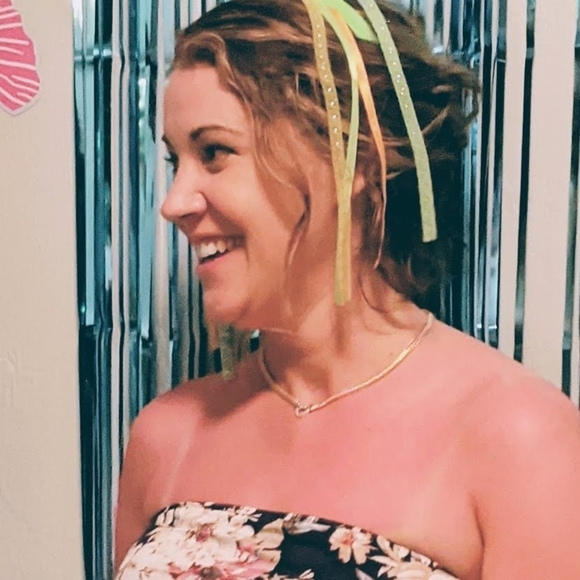 !!  ✨  Not a plain Jane. ✨. !! - Picture 1 of 1